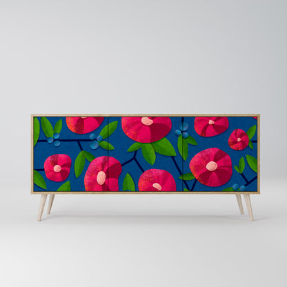 SPRING THOUGHTS 3-Door Sideboard in Oak Effect