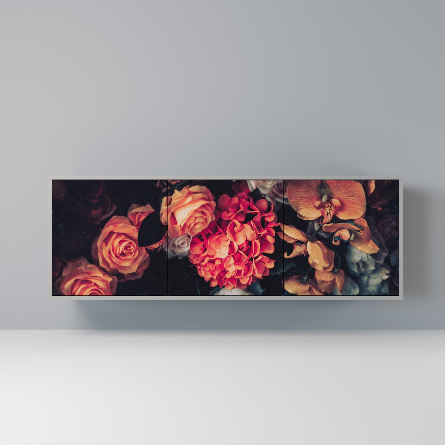 NEVERENDING BLOOM 3-Door Sideboard in Grey Finish