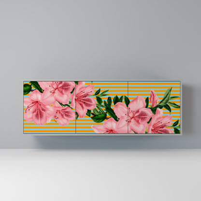 FRAGILE BEAUTY 3-Door Sideboard in Grey Finish