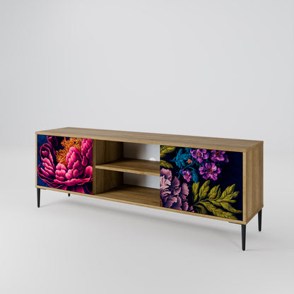 BLOOMING ELEGANCE 2-Door TV Stand in Oak Effect