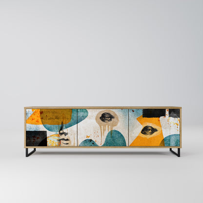 ABSTRACT FACES 3-Door TV Stand in Oak Effect
