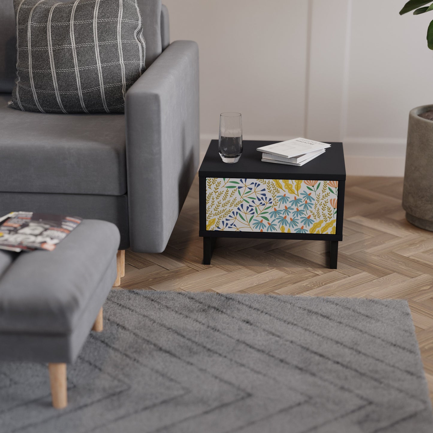 HELLO SPRING Comodino in Finitura Nera