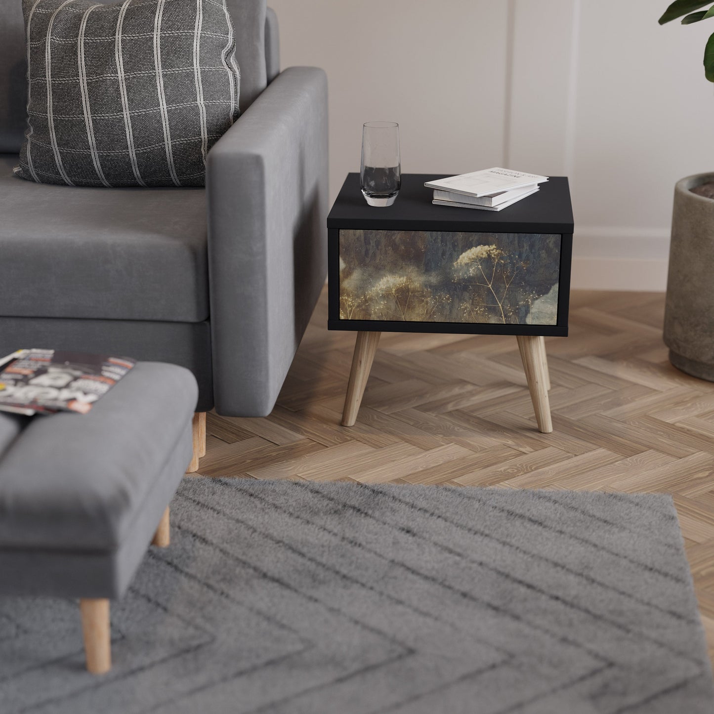 GENTLE POWER Comodino in Finitura Nera