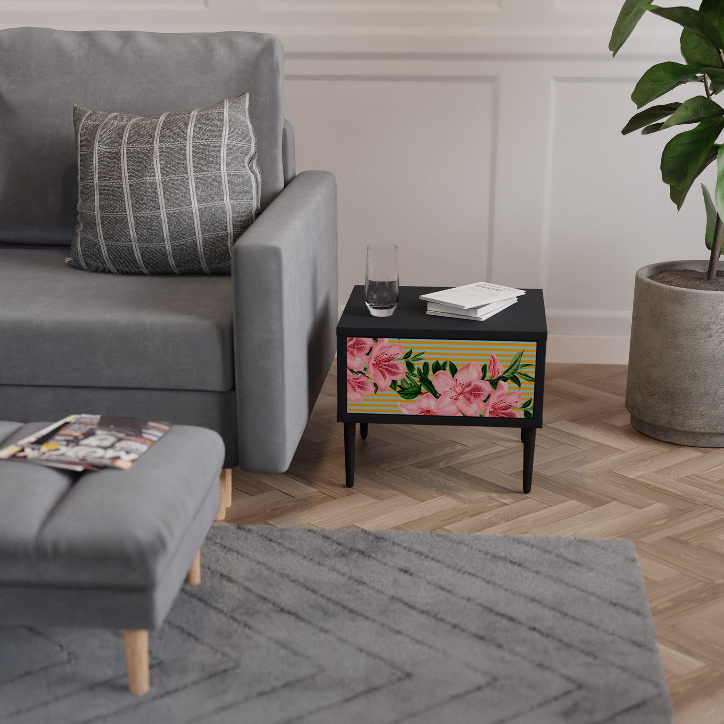 FRAGILE BEAUTY Comodino in Finitura Nera