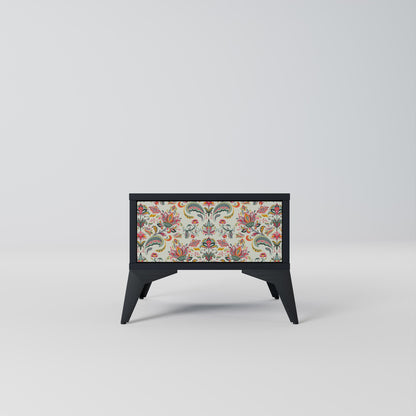 ORGANIC FOLKLORE Comodino in Finitura Nera