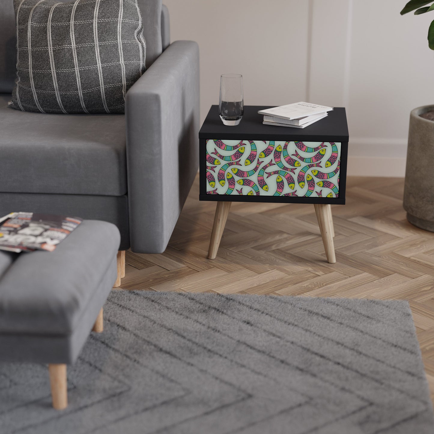 INDIAN FISH Comodino in Finitura Nera