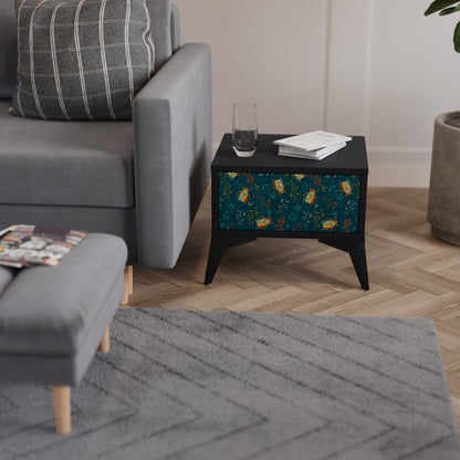 AUTUMN INSECTS Comodino in Finitura Nera