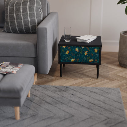 AUTUMN INSECTS Comodino in Finitura Nera