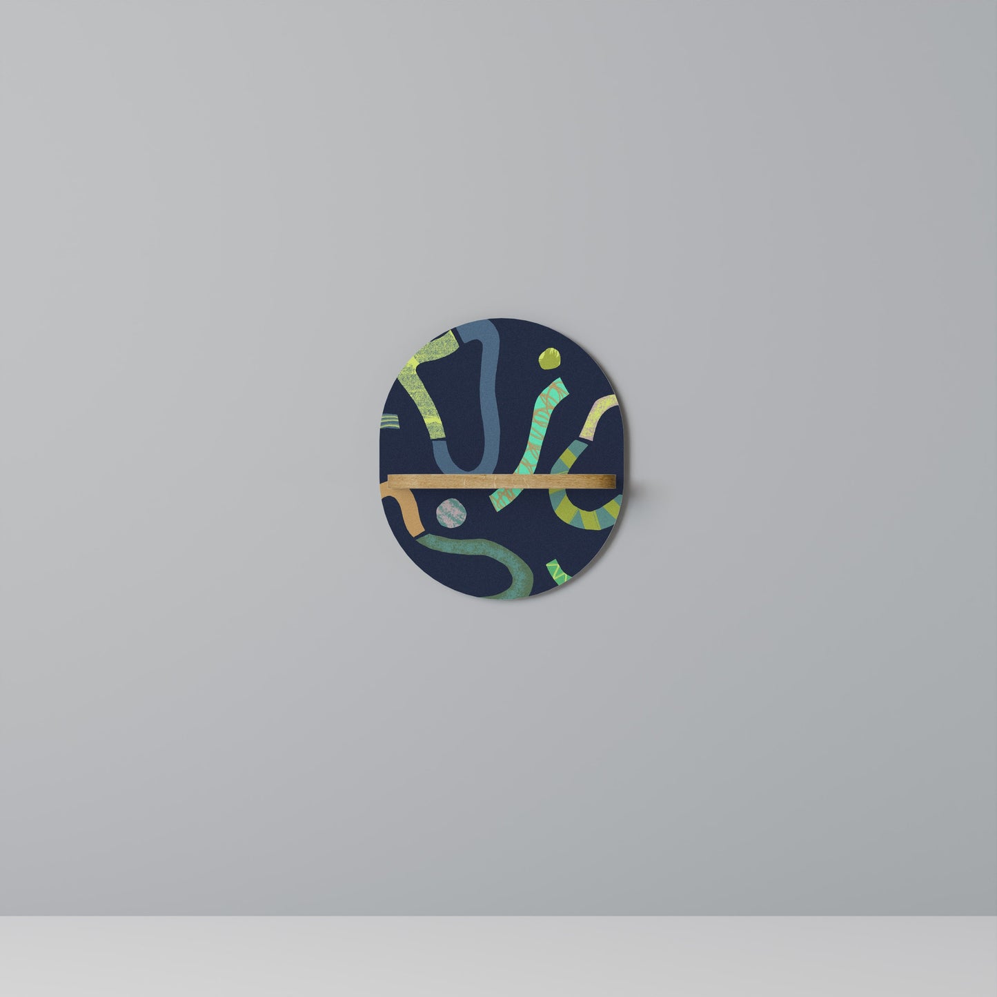 CONTRAST DANCE Oval Art Shelf In Oak Effect