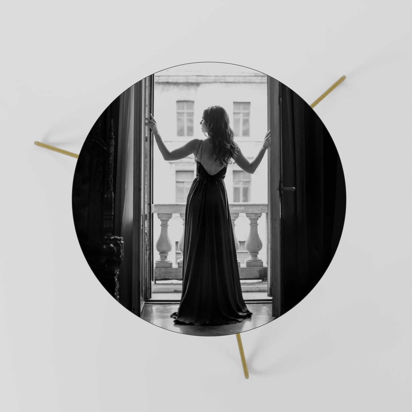 WINDOW TO WONDERS Coffee Table 60