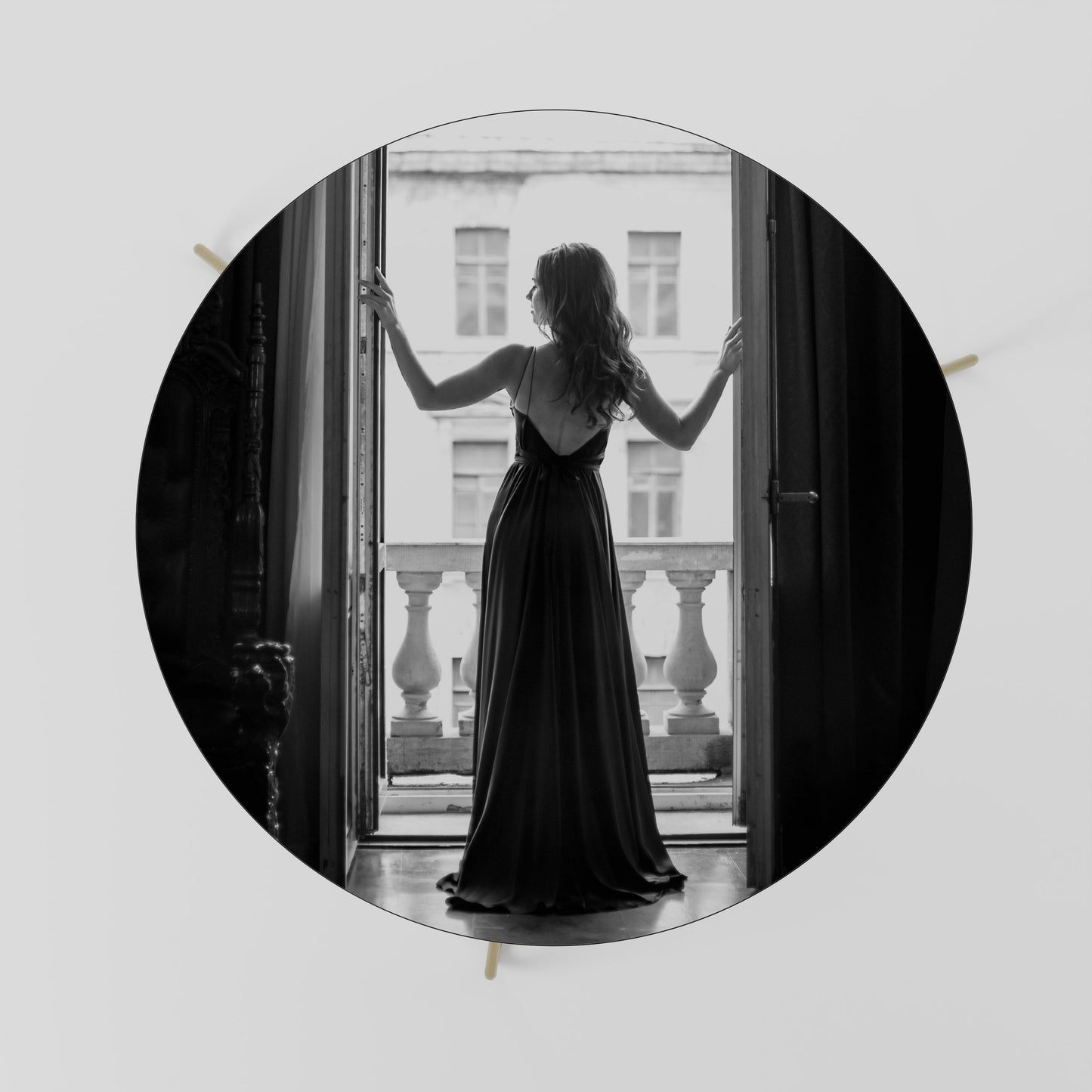 WINDOW TO WONDERS Coffee Table 69