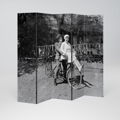 RIDING THROUGH TIME Decorative 5-Panel Room Divider