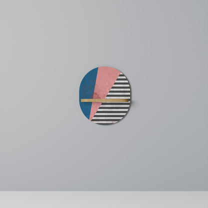 GLAMOROUS STRIPE Oval Art Shelf In Oak Effect