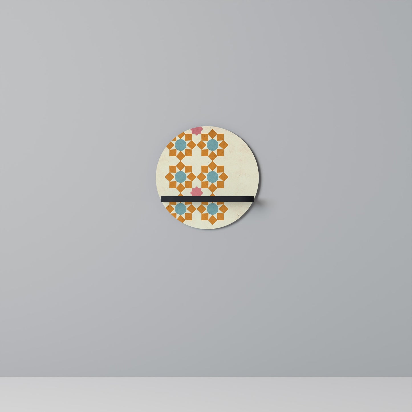 FLORAL DECOR Round Art Shelf In Black Finish