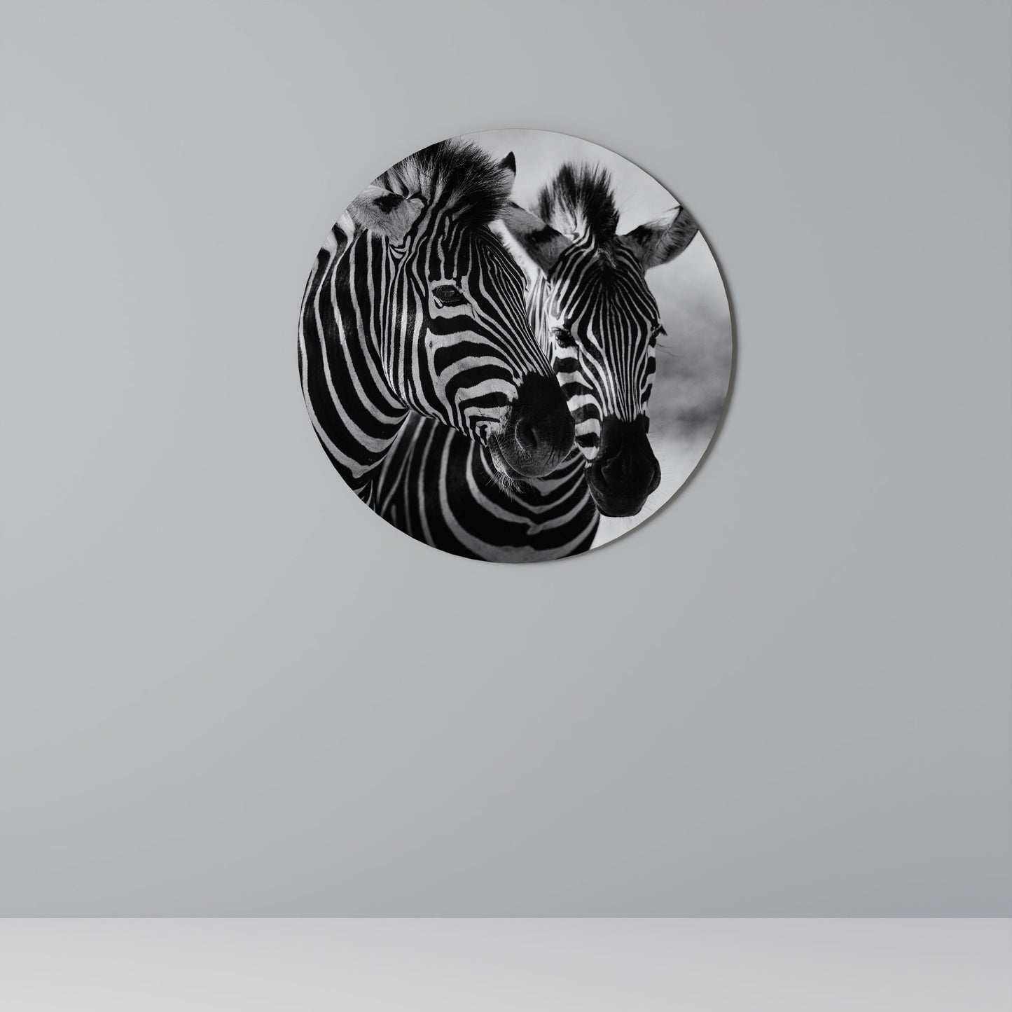 STRIPED SYMPHONY Round Wall Art