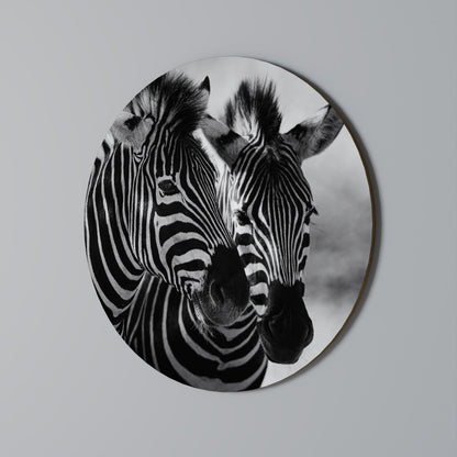 STRIPED SYMPHONY Round Wall Art
